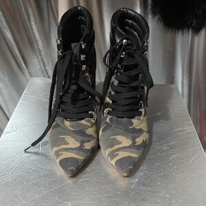 Camouflage Lace-Up Women's Boots